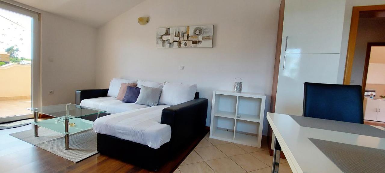 Apartments Marijana Rab Town Szoba fotó