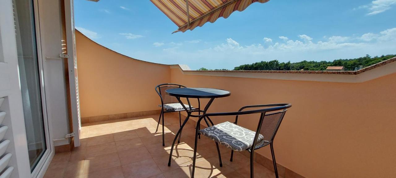 Apartments Marijana Rab Town Szoba fotó