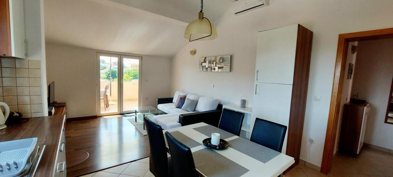 Apartments Marijana Rab Town Szoba fotó