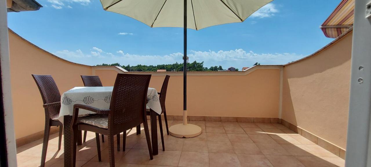 Apartments Marijana Rab Town Szoba fotó